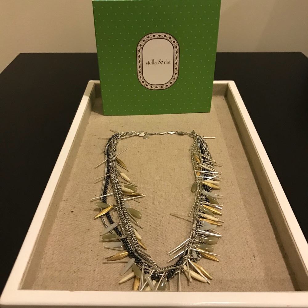 Stella & Dot Freya Necklace